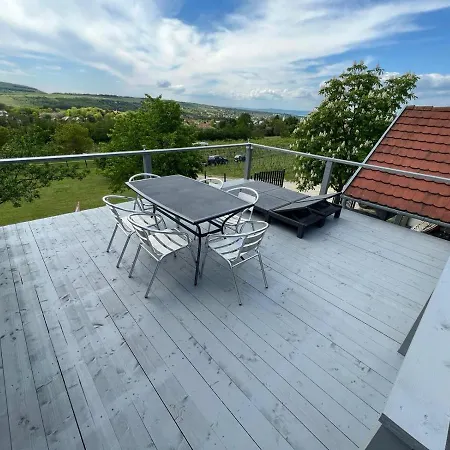 Voelgyhid Village Balaton بيت للعطل Kőröshegy